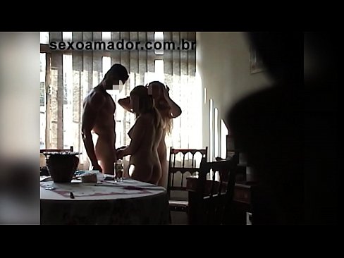 ❤️ Inimbitahan ng mga sex friends ang isang higanteng lalaki at isang threesome kasama niya ️❌ Fuck video sa porn tl.com-fullporner.ru ❤